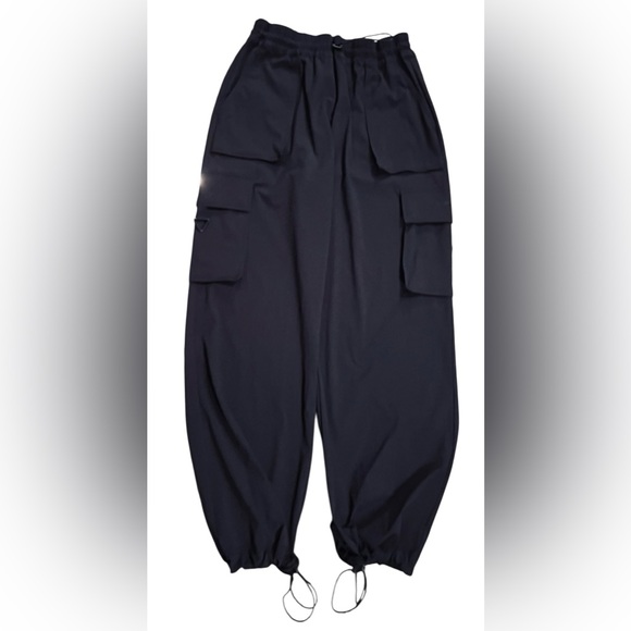 Fabletics Women's Heights Cargo Pants - Picture 4 of 16
